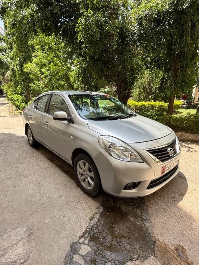https://images10.gaadi.com/usedgaadi-sellcar/UsedCar/f5f48138a/f94adc24-81d2-4f17-bf36-975d5f1ee274.jpeg?imwidth=6400