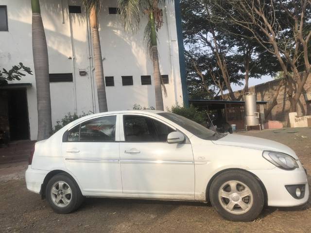 https://images10.gaadi.com/usedgaadi-sellcar/UsedCar/f5f4dd89a/d0d40632-ad13-482a-b2a4-b9d567b4434e.jpeg?imwidth=6401