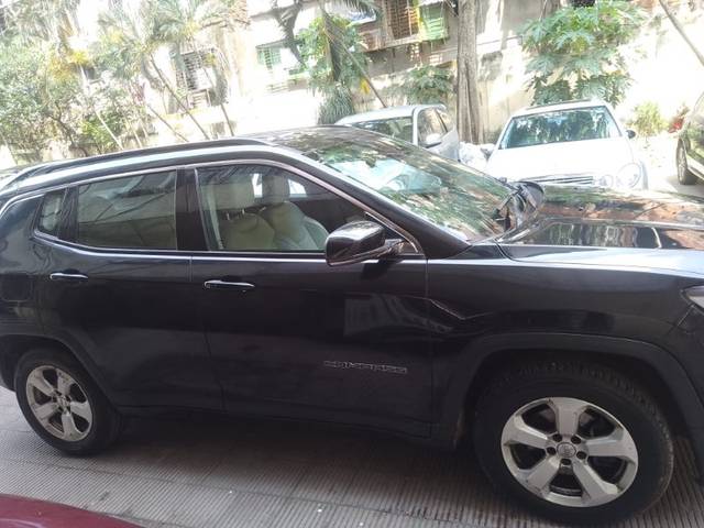 https://images10.gaadi.com/usedgaadi-sellcar/UsedCar/f5f4e443a/8123da8a-3f48-4033-899a-f98d45527cd2.jpeg?imwidth=6400