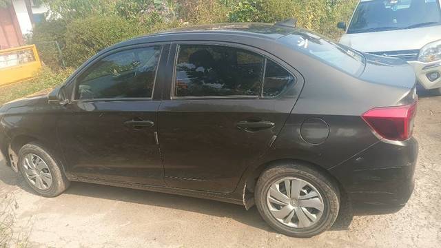 https://images10.gaadi.com/usedgaadi-sellcar/UsedCar/f5f64a5ba/47fe5095-28b7-4e74-a1b7-92e8945ec581.jpg?imwidth=6402