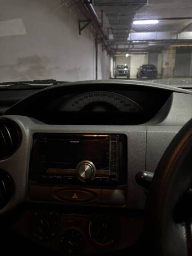 https://images10.gaadi.com/usedgaadi-sellcar/UsedCar/f5f67ad5a/5572febc-0b65-49a5-ae00-e80c496772d6.jpg?imwidth=6400