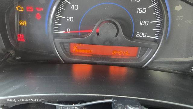 https://images10.gaadi.com/usedgaadi-sellcar/UsedCar/f5f6a01ea/38128b47-2af3-416b-a4cb-f78e34420db5.jpg?imwidth=6402