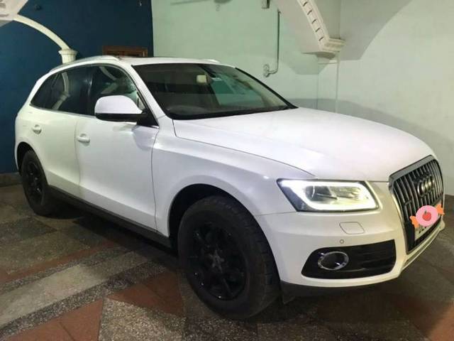 https://images10.gaadi.com/usedgaadi-sellcar/UsedCar/f5f6c673-03bd-4480-ae0d-a42a103a2b89/6e16058b-96f3-4850-8fad-c35599a7b1f5.jpg?imwidth=6400