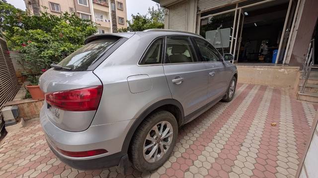 https://images10.gaadi.com/usedgaadi-sellcar/UsedCar/f5f6fd2ea/22c15840-42f4-4cce-9c66-d6c82f677ef4.jpeg?imwidth=6401