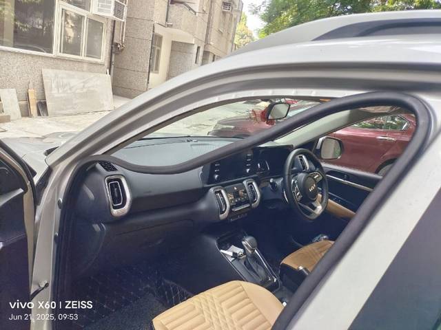 https://images10.gaadi.com/usedgaadi-sellcar/UsedCar/f5f87a3ca/14c87c37-14ee-4135-a424-5838c6aff501.jpeg?imwidth=6400