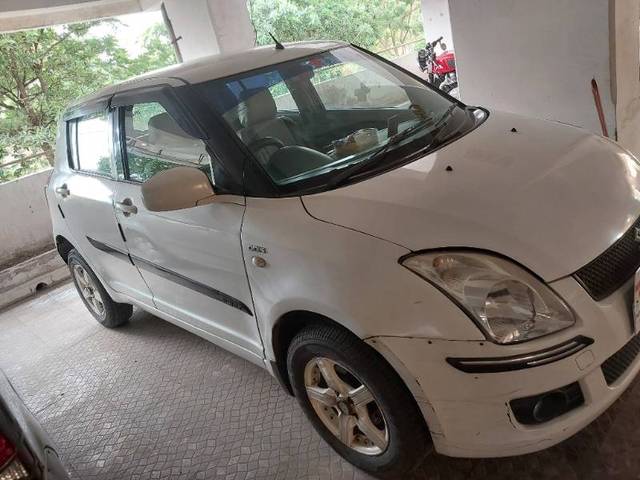 https://images10.gaadi.com/usedgaadi-sellcar/UsedCar/f5f8bf8ba/3bbe23b9-6527-459d-9df9-d6bdfcc9e3f0.jpg?imwidth=6400