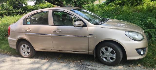 https://images10.gaadi.com/usedgaadi-sellcar/UsedCar/f5f95d51a/4e28c2a7-7189-4865-89e8-d126a224cfc4.jpg?imwidth=6400