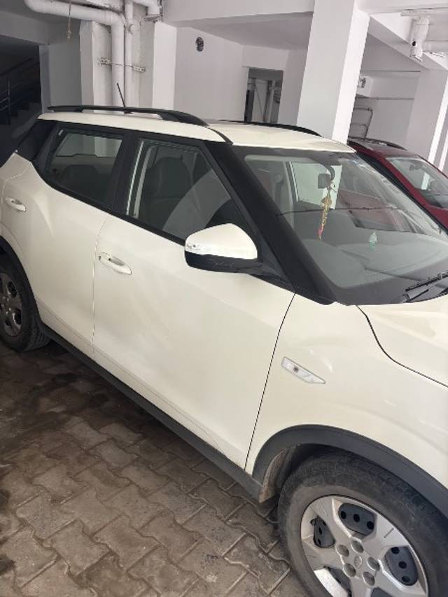 https://images10.gaadi.com/usedgaadi-sellcar/UsedCar/f5f9b820a/be4ad401-7c54-4ca1-950d-e40560817334.jpeg?imwidth=6402