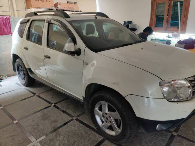 https://images10.gaadi.com/usedgaadi-sellcar/UsedCar/f5f9ffe4a/880198fa-72b7-4cf7-a7cd-a42210a87af6.jpg?imwidth=6400