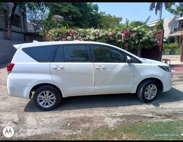 https://images10.gaadi.com/usedgaadi-sellcar/UsedCar/f5fb2e80a/7763da1c-2704-429a-bf48-25daa86fa74b.jpg?imwidth=6402