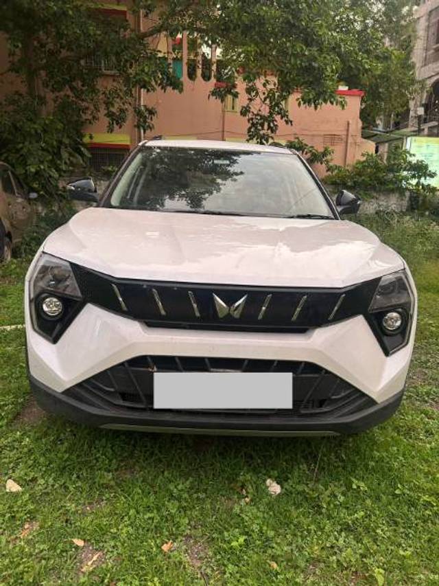https://images10.gaadi.com/usedgaadi-sellcar/UsedCar/f5fb6f81a/b39f1bd9-f60a-4df0-b121-e99a05ab723c.jpg?imwidth=6400