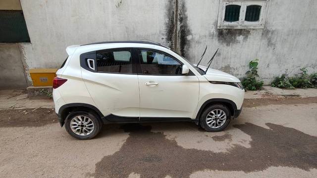https://images10.gaadi.com/usedgaadi-sellcar/UsedCar/f5fc9479a/8728cef7-5249-484e-ad62-317fe133459c.jpg?imwidth=6400