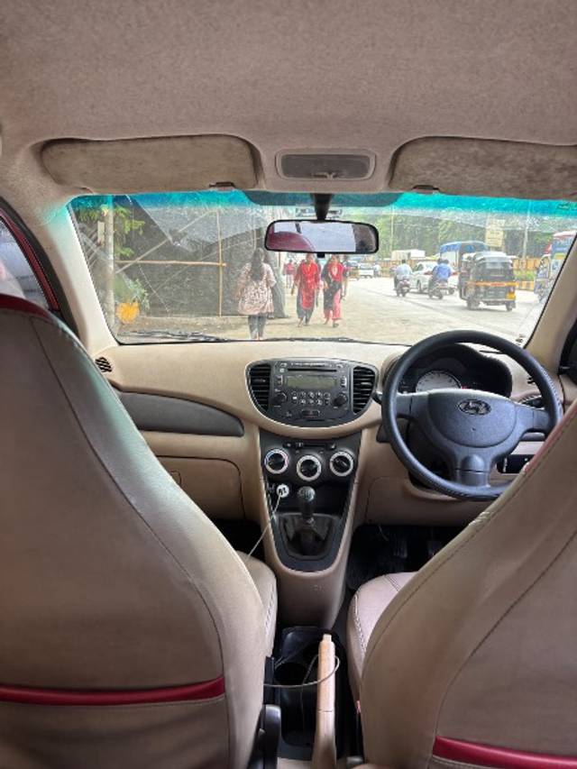 https://images10.gaadi.com/usedgaadi-sellcar/UsedCar/f5fd2f34a/d903b265-7ad4-45d3-b8aa-b7c00d9ad23a.jpeg?imwidth=6402