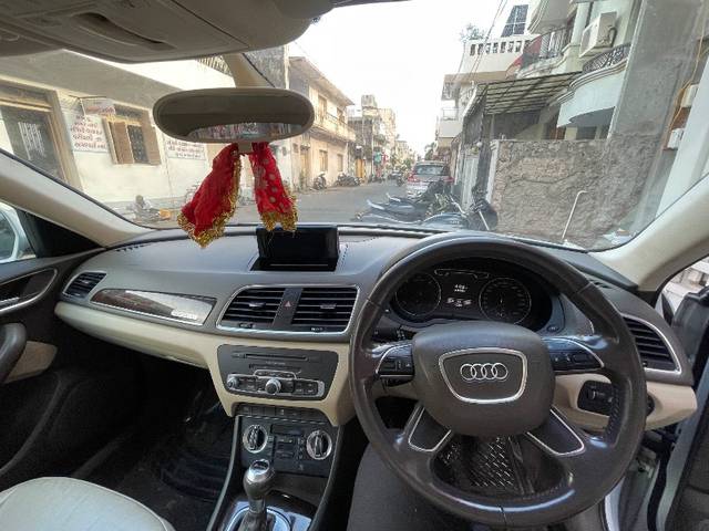 https://images10.gaadi.com/usedgaadi-sellcar/UsedCar/f5fe1a30a/9c973209-1205-415d-8596-5b7e9c2301d2.jpeg?imwidth=6402