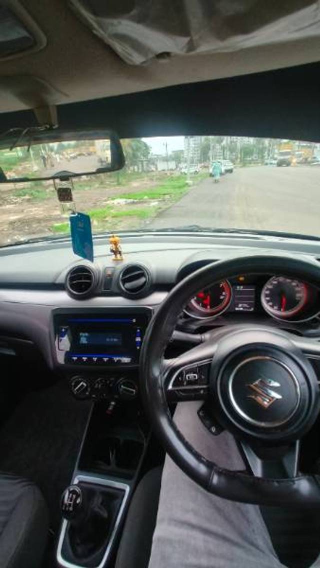 https://images10.gaadi.com/usedgaadi-sellcar/UsedCar/f5fe7182a/18b34648-deaf-40d9-9187-7d4146c5f928.jpg?imwidth=6402