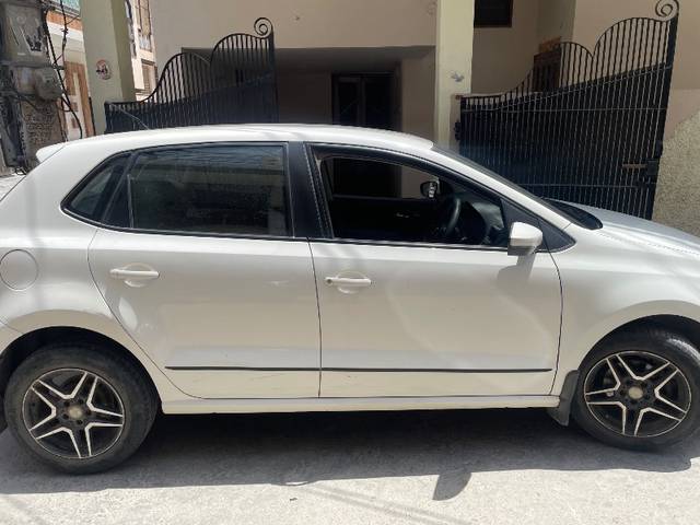 https://images10.gaadi.com/usedgaadi-sellcar/UsedCar/f5fe729aa/05e6312a-ad19-4a55-af2f-8dce98d55cf1.jpeg?imwidth=6401