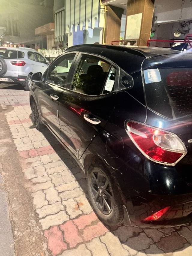 https://images10.gaadi.com/usedgaadi-sellcar/UsedCar/f5feeb21a/efc9147b-8437-4bbd-be8e-c6434d7d43aa.jpeg?imwidth=6402