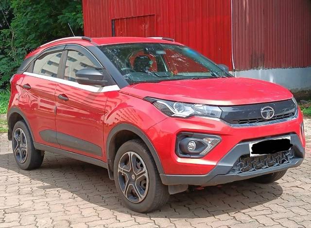 https://images10.gaadi.com/usedgaadi-sellcar/UsedCar/f5ff0d88a/c65d7f37-e2a5-4b53-aca4-f88e9efcc4f9.jpeg?imwidth=6400
