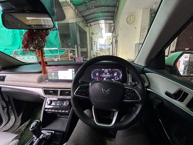 https://images10.gaadi.com/usedgaadi-sellcar/UsedCar/f5ffc9d0a/e0897660-a515-4577-87bd-1bc63d02089b.jpeg?imwidth=6401