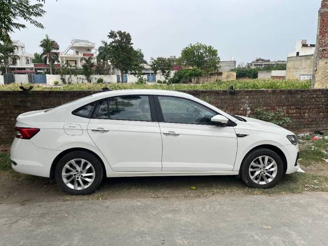 https://images10.gaadi.com/usedgaadi-sellcar/UsedCar/f5ffcce4a/25e1aedc-da16-4635-9536-7b2324b8d78f.jpg?imwidth=6401