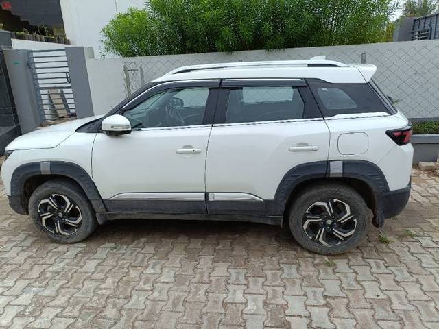 https://images10.gaadi.com/usedgaadi-sellcar/UsedCar/f5ffd6d0a/1cd909d2-3cb6-46ef-a34f-ae7ec297f62b.jpg?imwidth=6401