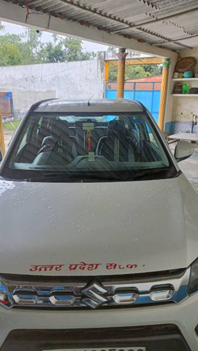 Second-hand 2021 Maruti Suzuki Vitara Brezza LXI for sale in Moradabad