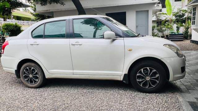 https://images10.gaadi.com/usedgaadi-sellcar/UsedCar/f6030f2d-dcbb-4c33-bdf4-9d0628574bd3/93e4588b-43d8-45a7-8fa7-10a8a76f51e6.jpeg?imwidth=6401