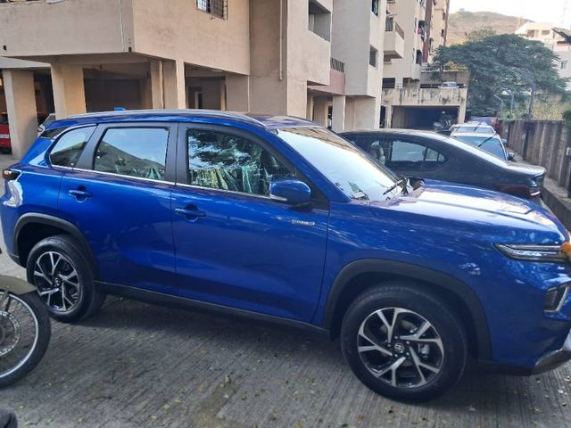 Second-hand 2024 Toyota Hyryder G HYBRID for sale in Pune
