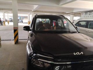 Used Kia Carens Prestige BSVI