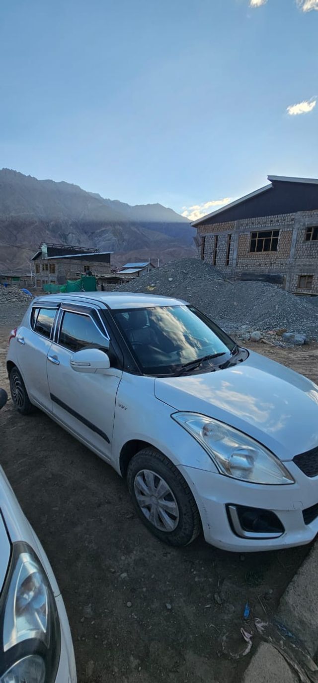 Second-hand 2017 Maruti Suzuki Swift VXI for sale in Kargil