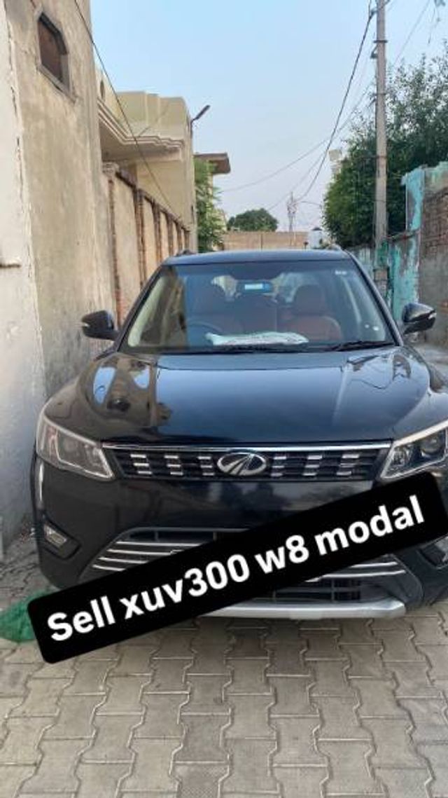 Mahindra XUV300 W8 Diesel BSVI Second-hand 2022 Mahindra XUV300 W8 Diesel BSVI for sale in Amritsar