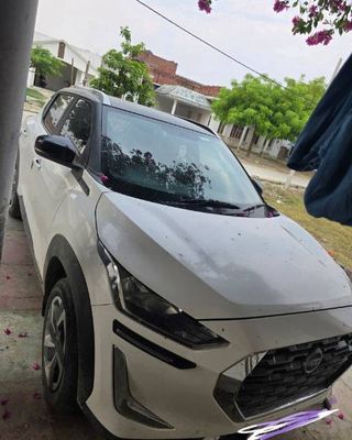 2 Used Nissan Magnite in Jaunpur