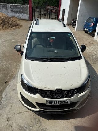 Used Mahindra Marazzo M6 8Str