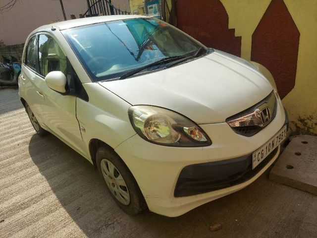 Honda Brio S MT Second-hand 2013 Honda Brio S MT for sale in Raipur