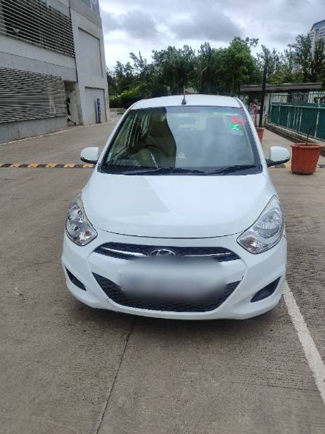 Second-hand 2013 Hyundai i10 Sportz for sale in Pune