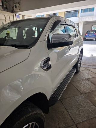 Used Ford Endeavour 3.2 Titanium AT 4X4