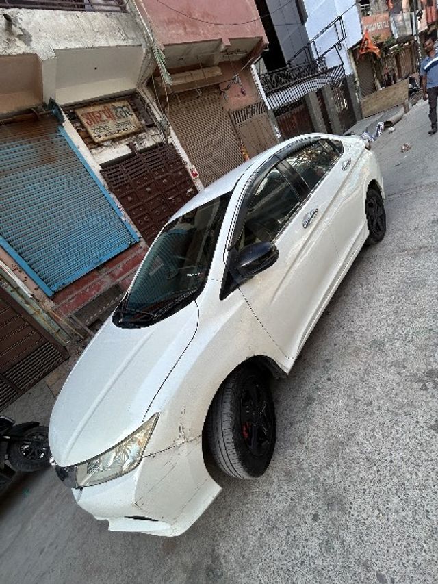 Second-hand 2016 Honda City i VTEC V for sale in New Delhi