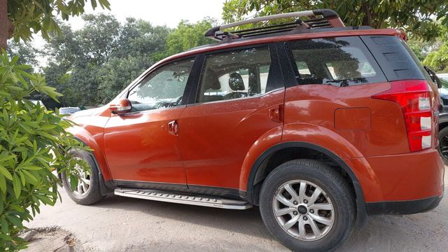 Mahindra XUV500 R W10 FWD Second-hand 2015 Mahindra XUV500 R W10 FWD for sale in New Delhi