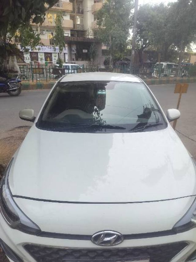 Second-hand 2020 Hyundai i20 Magna Plus BSIV for sale in Ghaziabad