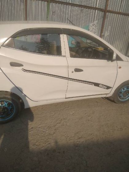 5 Used Hyundai EON