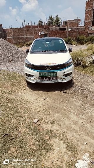 2 Used Tata Tiago in Unnao