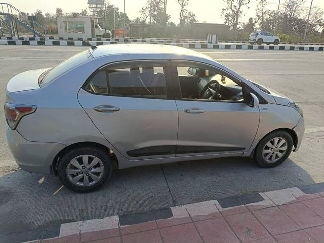 Second-hand 2015 Hyundai Xcent 1.1 CRDi S Option for sale in Palamu
