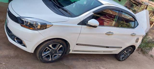 https://images10.gaadi.com/usedgaadi-sellcar/UsedCar/f6aab9d4-39df-4f7a-8823-ceece4c43f41/401080fa-0fc2-41fa-bbb5-ddae7c900dd2.jpg?imwidth=6400