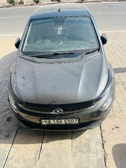 100 Used Tata Altroz