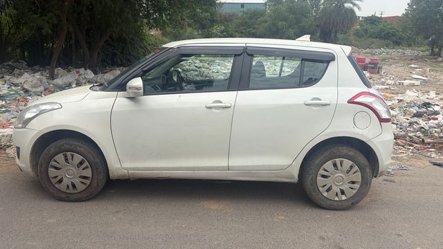 Maruti Suzuki Swift VVT VXI Second-hand 2014 Maruti Suzuki Swift VVT VXI for sale in Ghaziabad