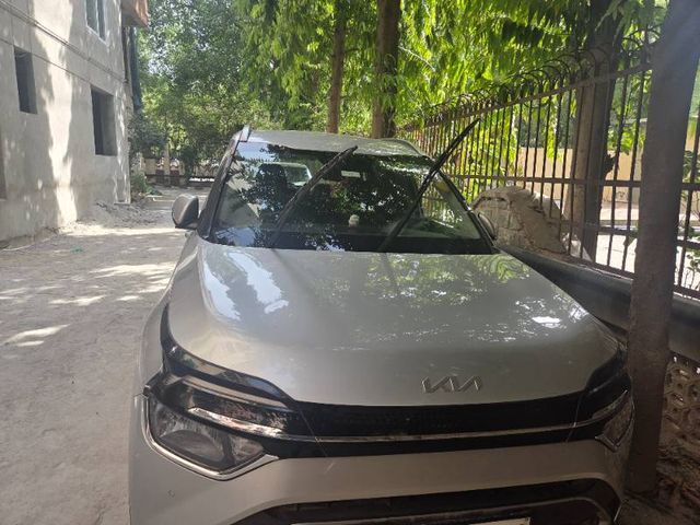 Second-hand 2022 Kia Carens Prestige Plus Turbo 2022-2023 for sale in New Delhi