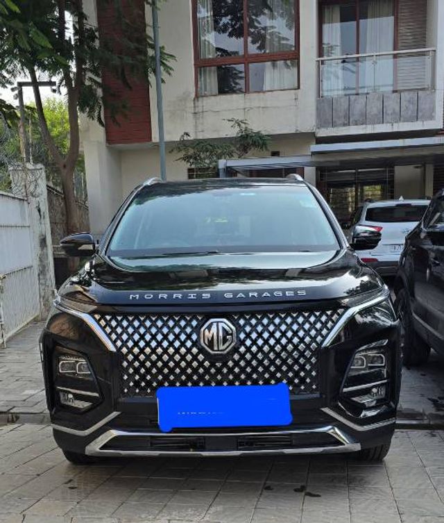 MG Hector Shine Pro CVT 2024-2025 Second-hand 2024 MG Hector Shine Pro CVT 2024-2025 for sale in Manesar