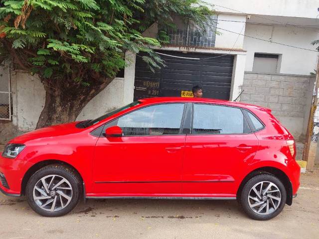 https://images10.gaadi.com/usedgaadi-sellcar/UsedCar/f6e8a20b-17fc-4480-b55f-dc9a7341ee5a/628a7a7a-e880-4959-9847-70499603a598.jpg?imwidth=6402