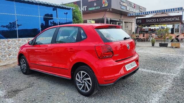 https://images10.gaadi.com/usedgaadi-sellcar/UsedCar/f6e8a20b-17fc-4480-b55f-dc9a7341ee5a/65c463d2-fef0-4dd0-9652-4ce88eba103c.jpg?imwidth=6401