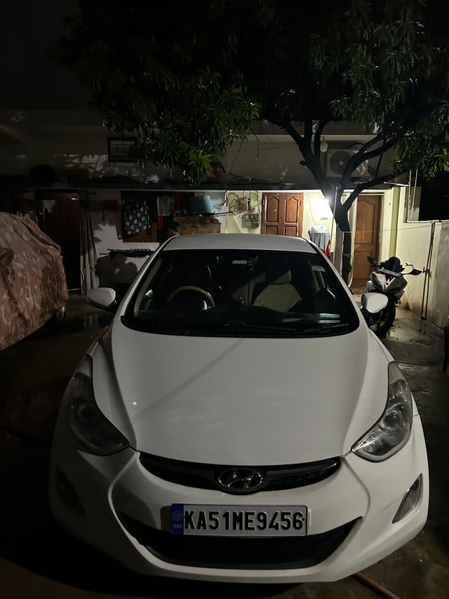 Second-hand 2014 Hyundai Elantra CRDi SX AT for sale in Raipur